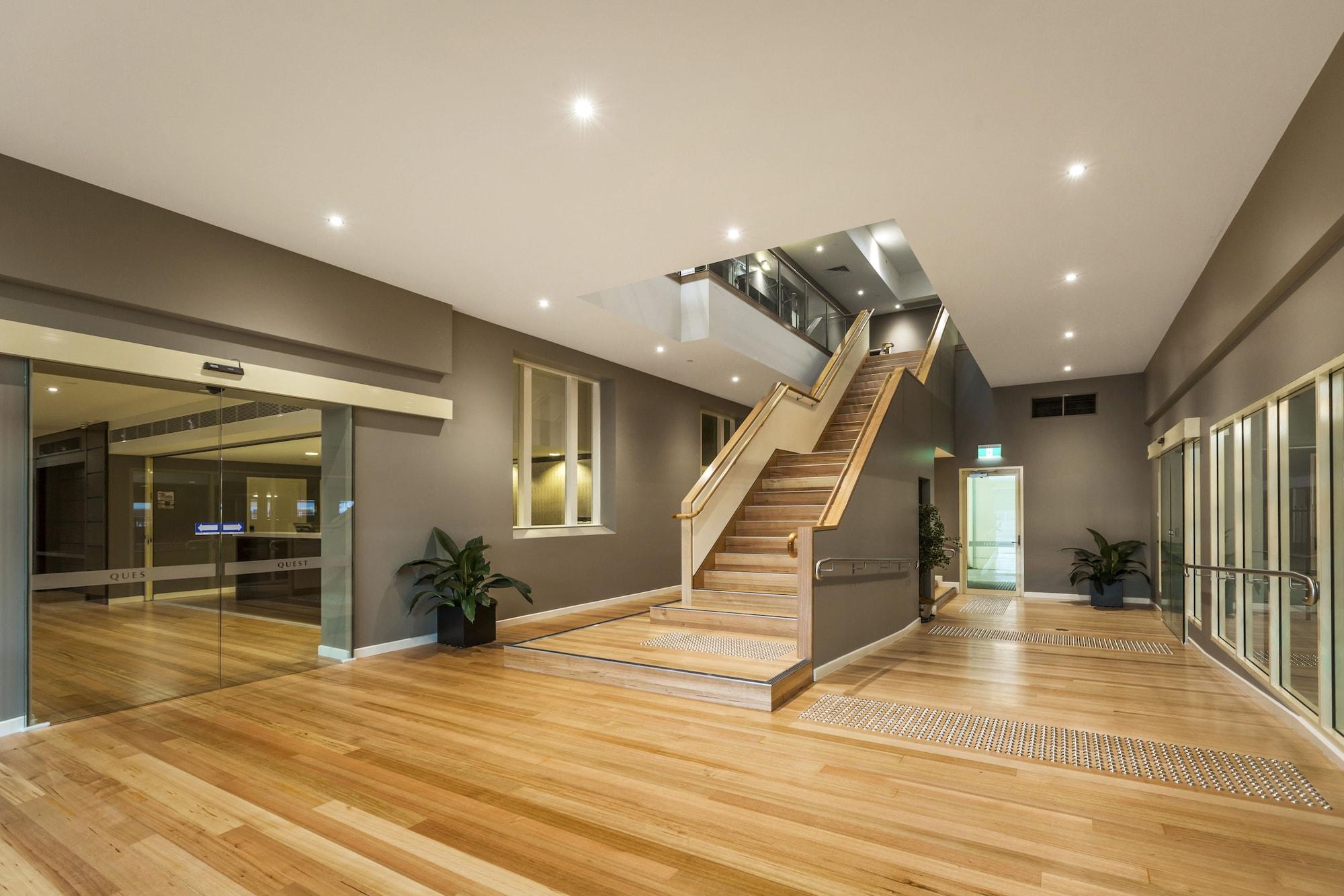 Vista Lobby Quest Albury On Townsend