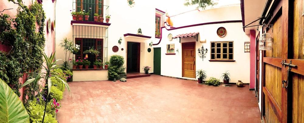 Hotel Casa Jacinta Guest House
