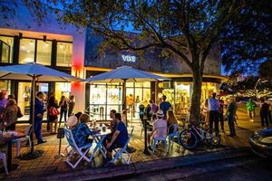 Alquiler Vacacional - Renovated, Centrally Located, Private - Free WIFI/Parking