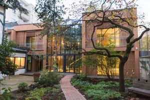 Alojamiento - Eden Lodge Paris