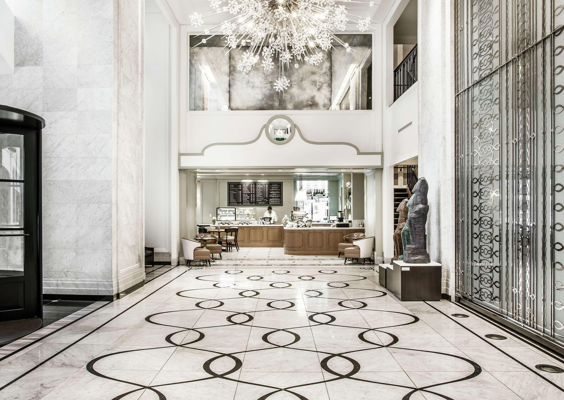 Vista Lobby Waldorf Astoria Chicago