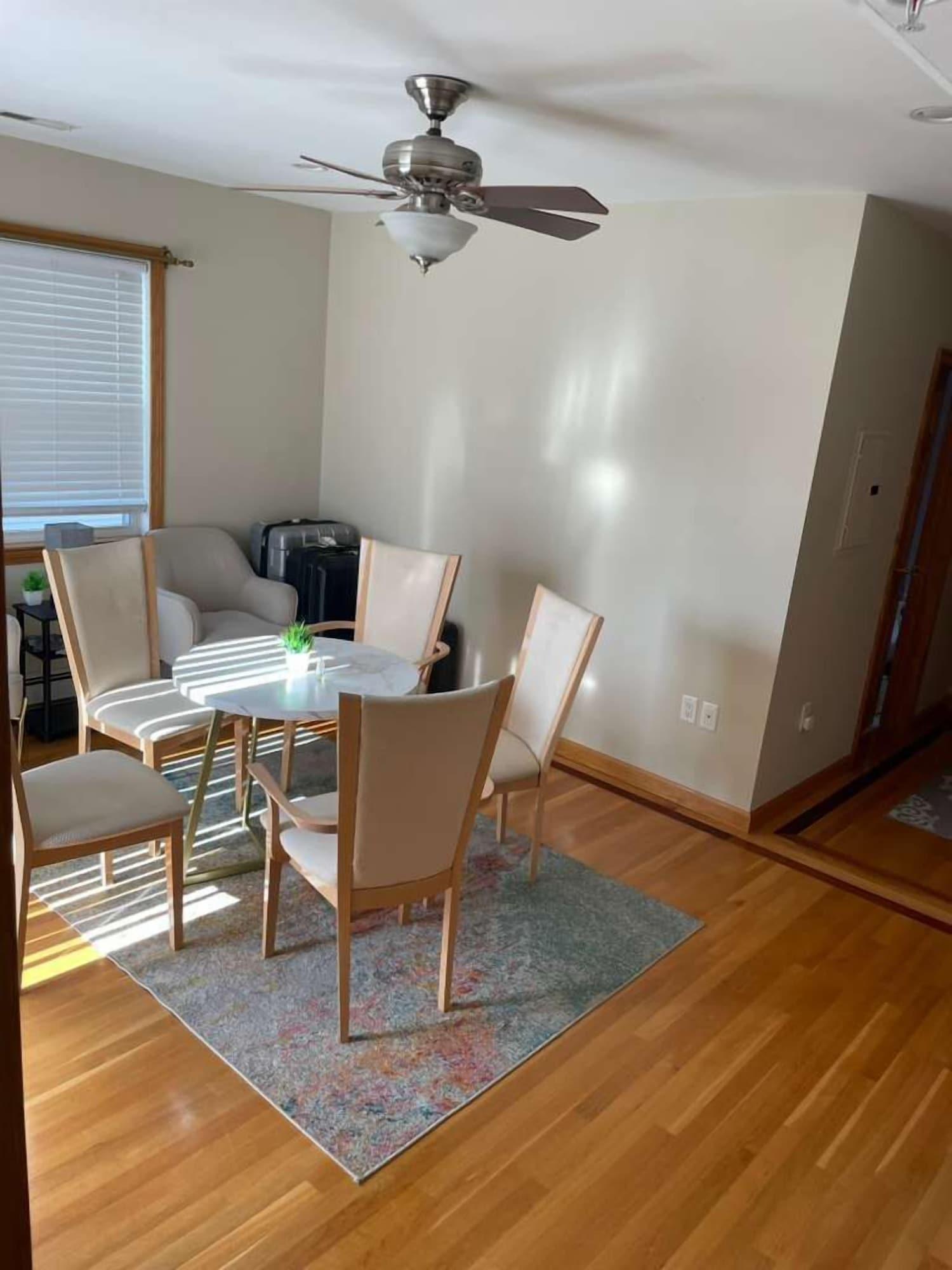 Restaurant Homestay Near Near Savin Hill Area