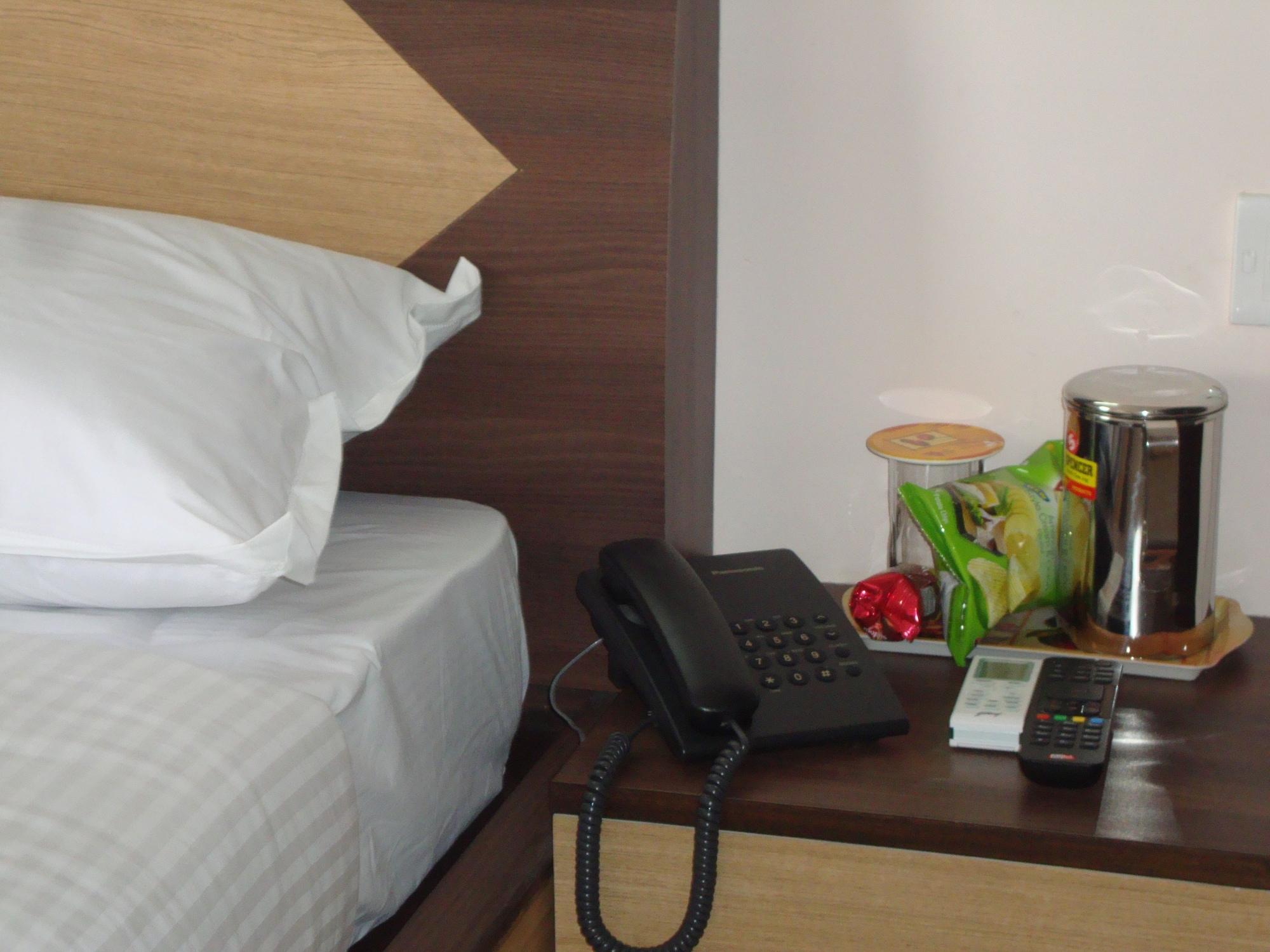 Set de Habitación Hotel Raj Comforts - Golf View