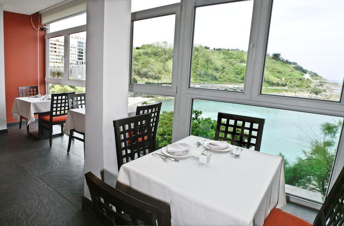 Restaurant Saiaz Getaria Hotela