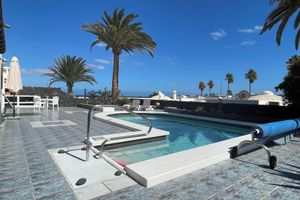 Alquiler Vacacional - Villa Antena Lanzarote, beautiful prime location with sea view and heated pool.