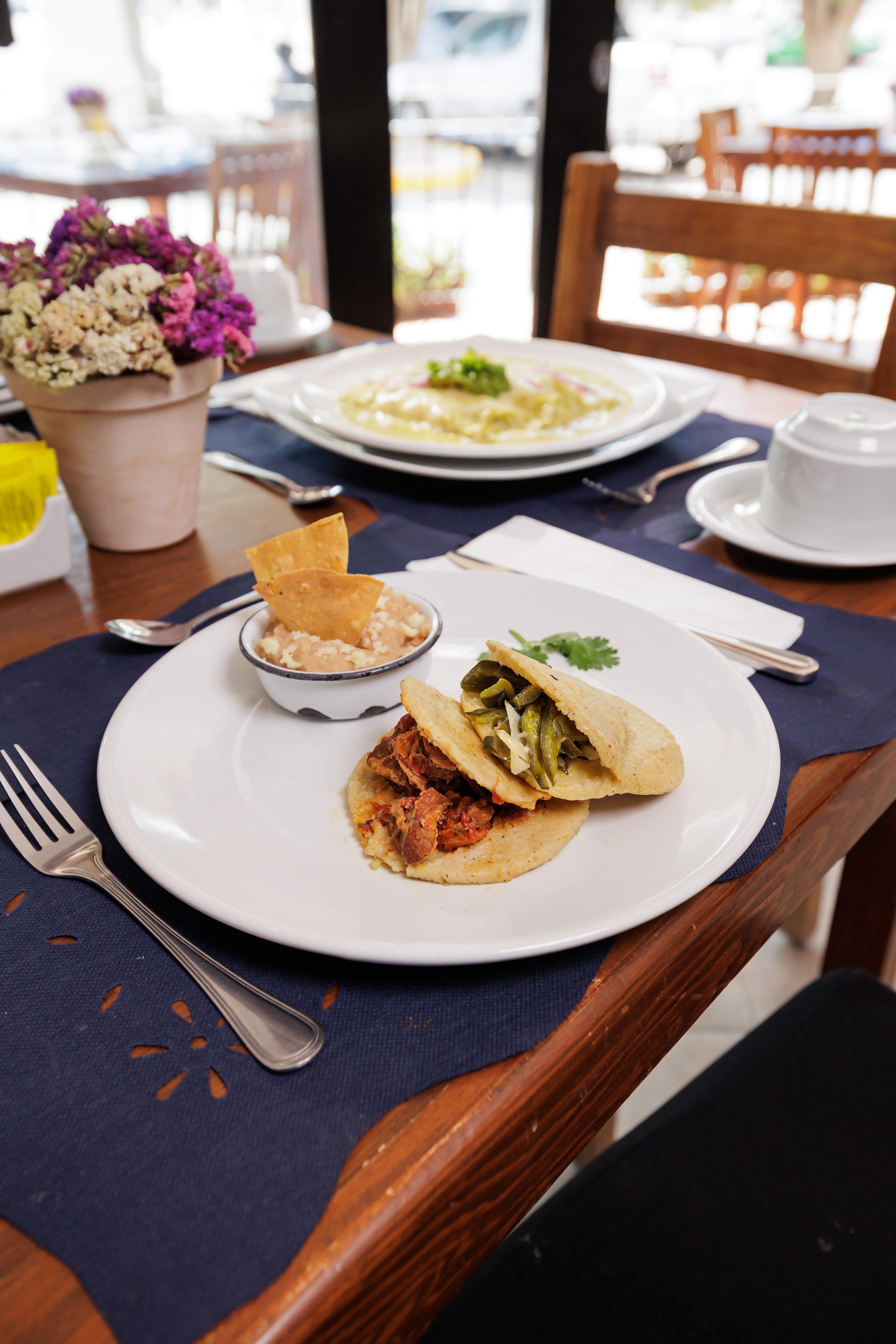 Restaurant Hotel Suites Mexico Plaza Campestre