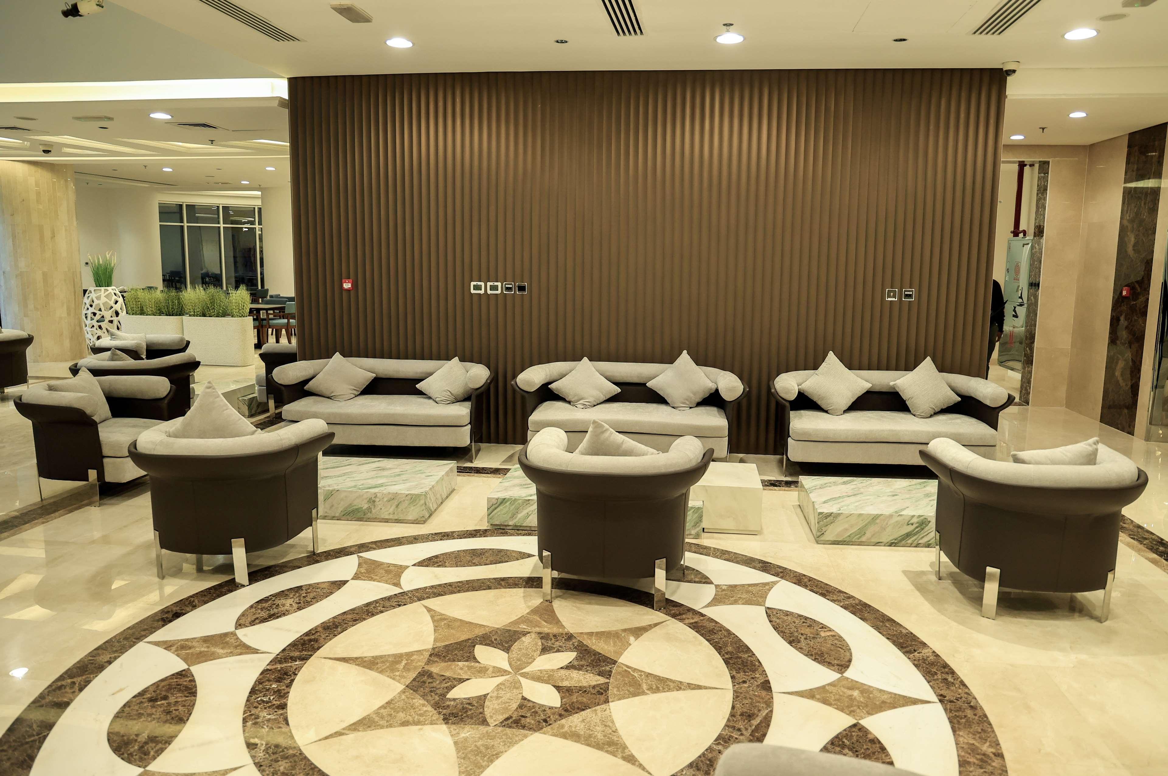 Vista do lobby Best Western Premier M Four Hotel