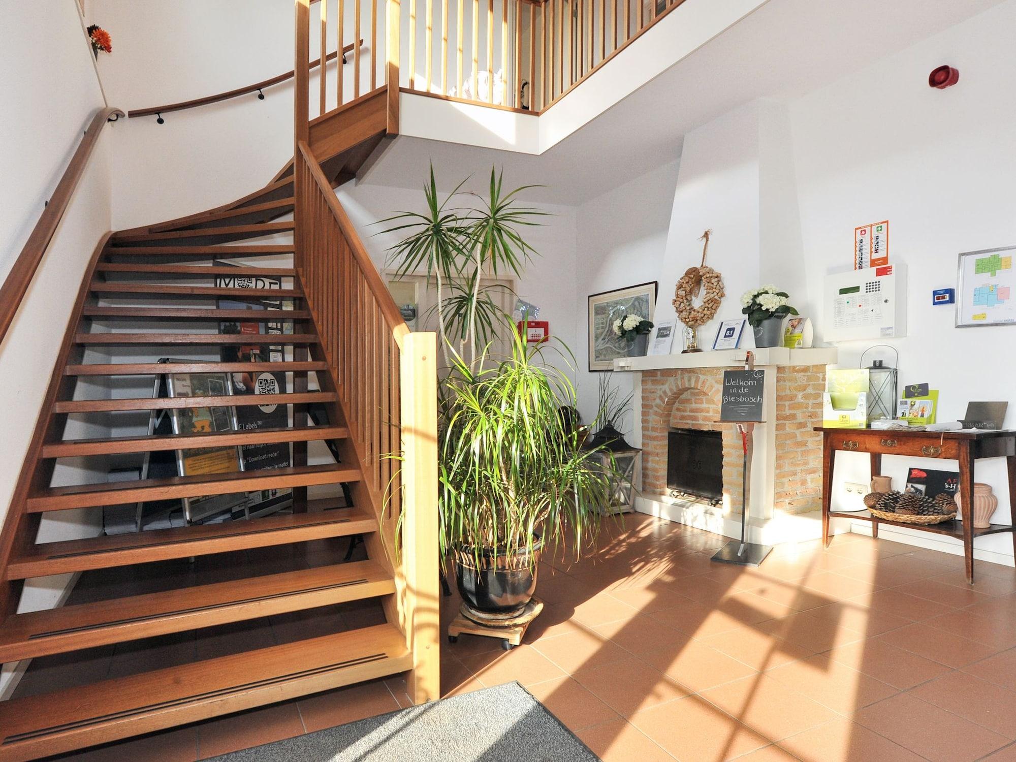 Varios Hotel De Brabantse Biesbosch