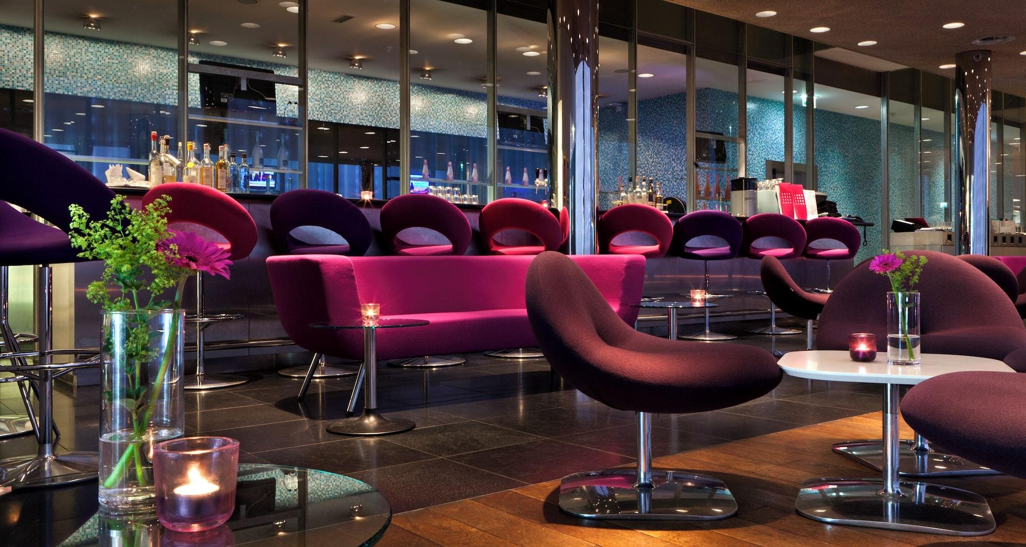 Vista Lobby PLAZA Premium Grand Winston