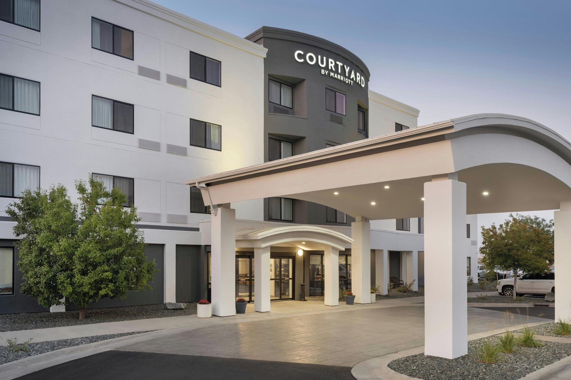 Vista Exterior Courtyard by Marriott Casper