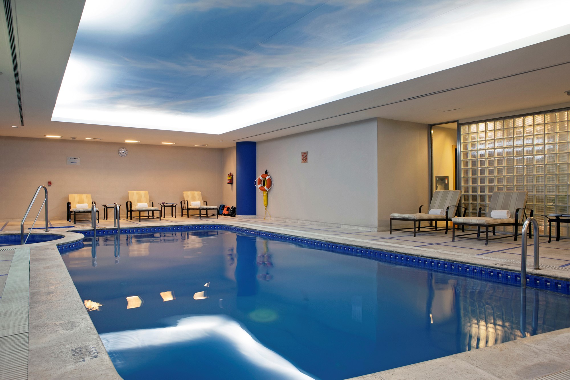 Vista Piscina DoubleTree by Hilton Buenos Aires