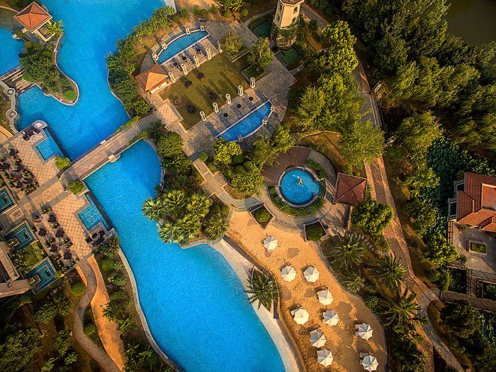 Vista Piscina Hotel Shanghai Sheshan Oriental - Handwritten Collection