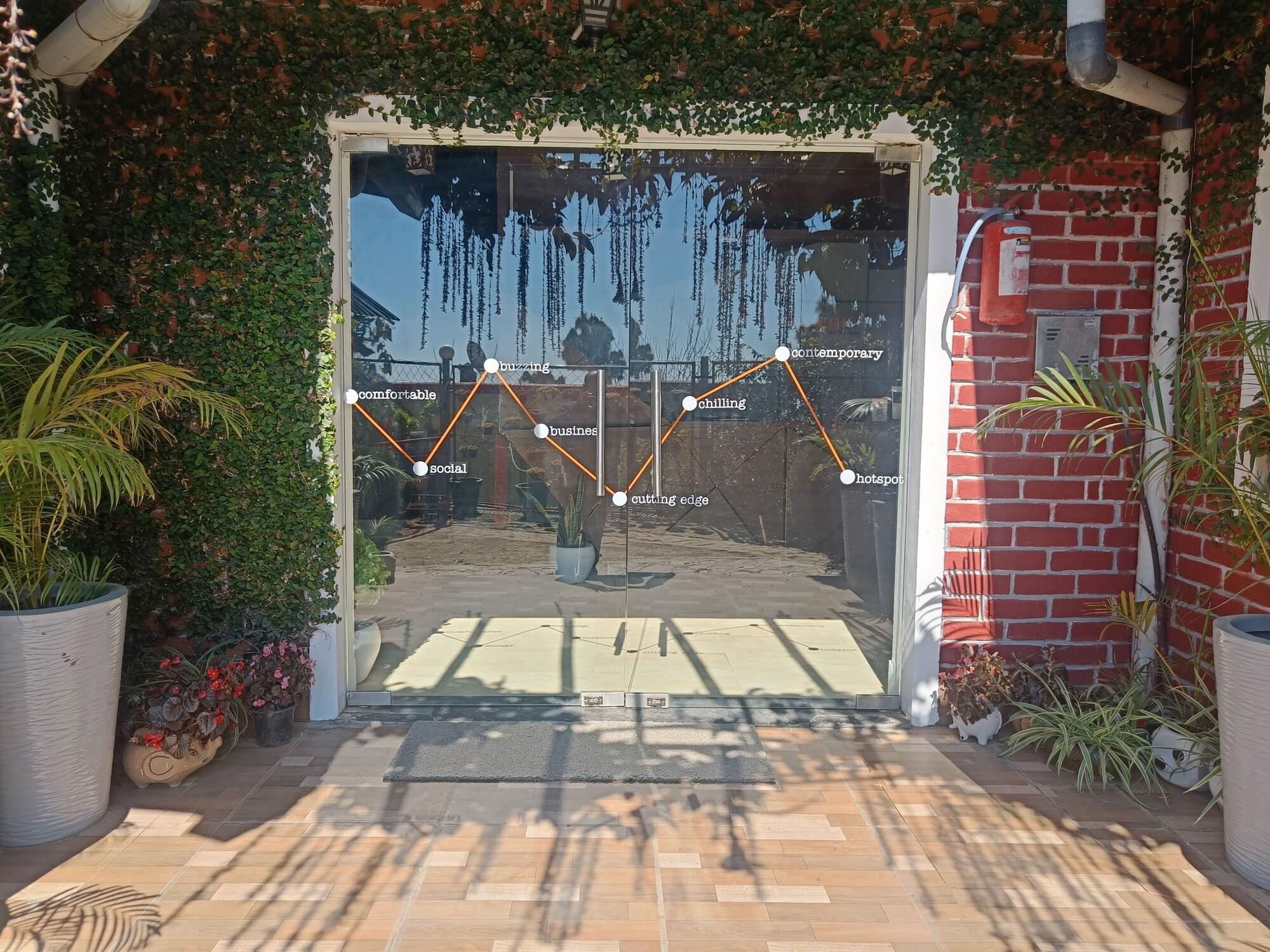 Vista Lobby Zone Connect by The Park Lansdowne