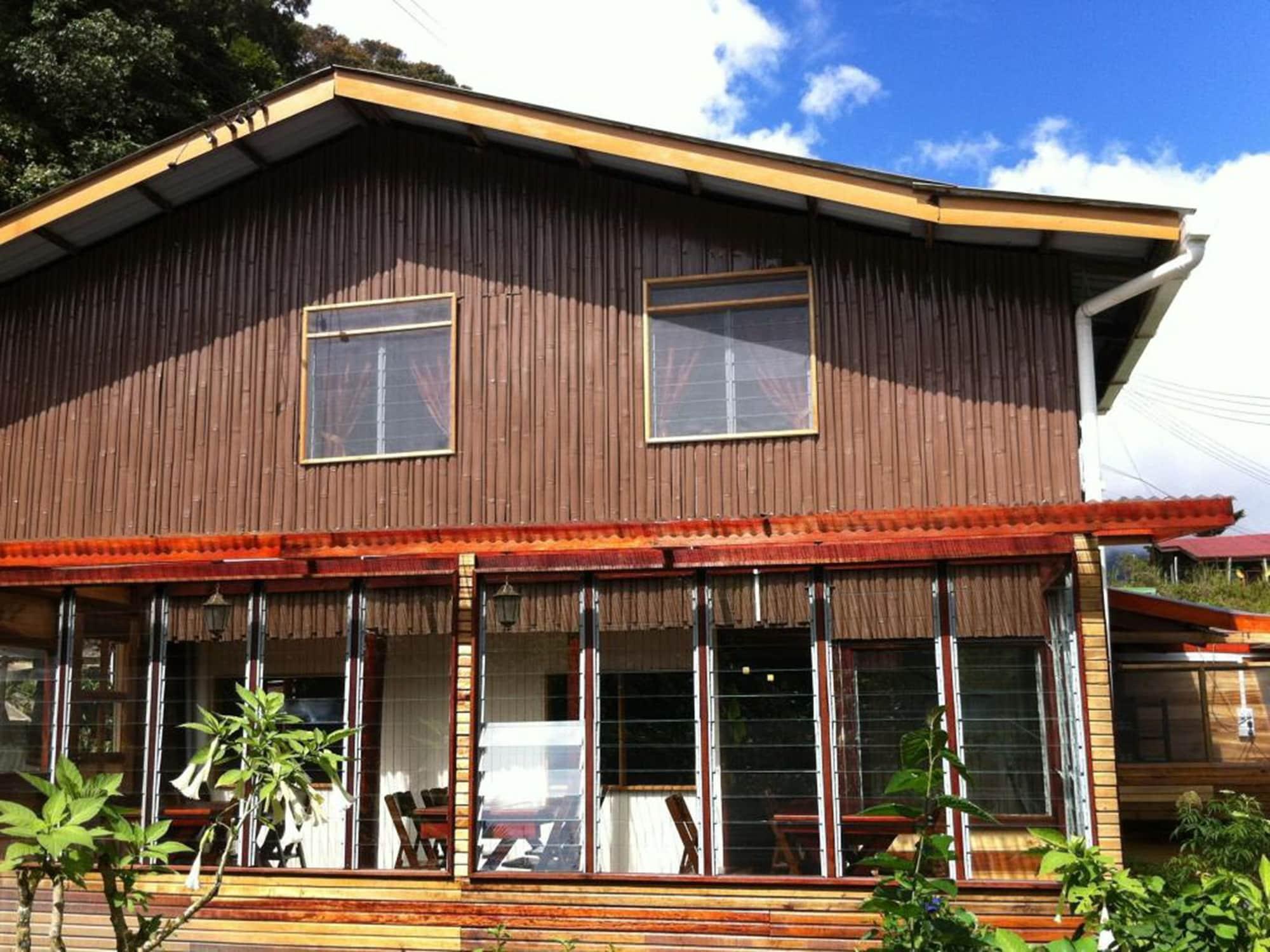 Restaurant Mile 36 Lodge