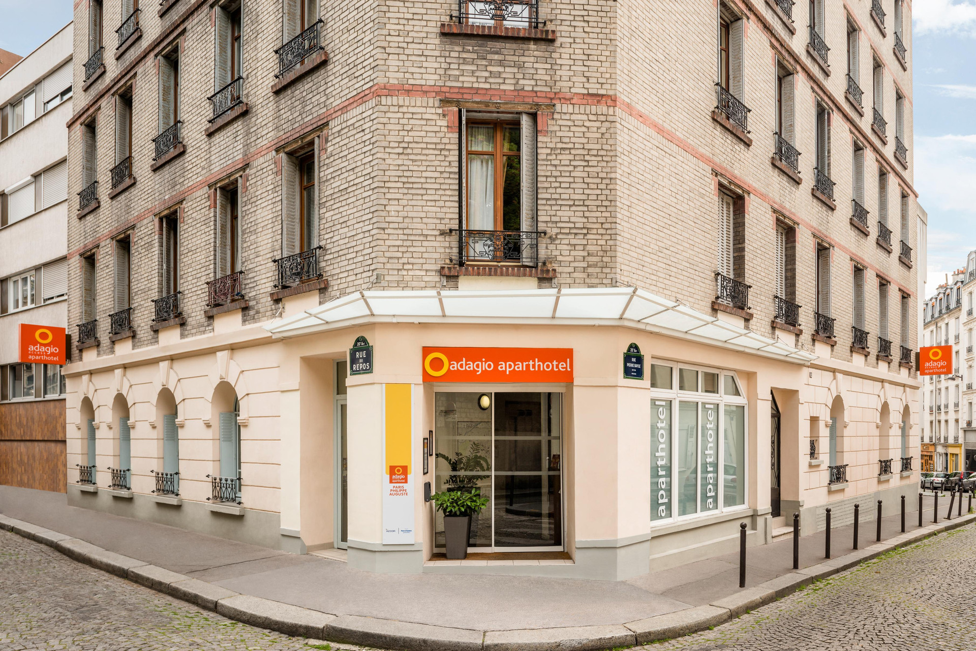 Vista Lobby Aparthotel Adagio Access Paris Philippe Auguste