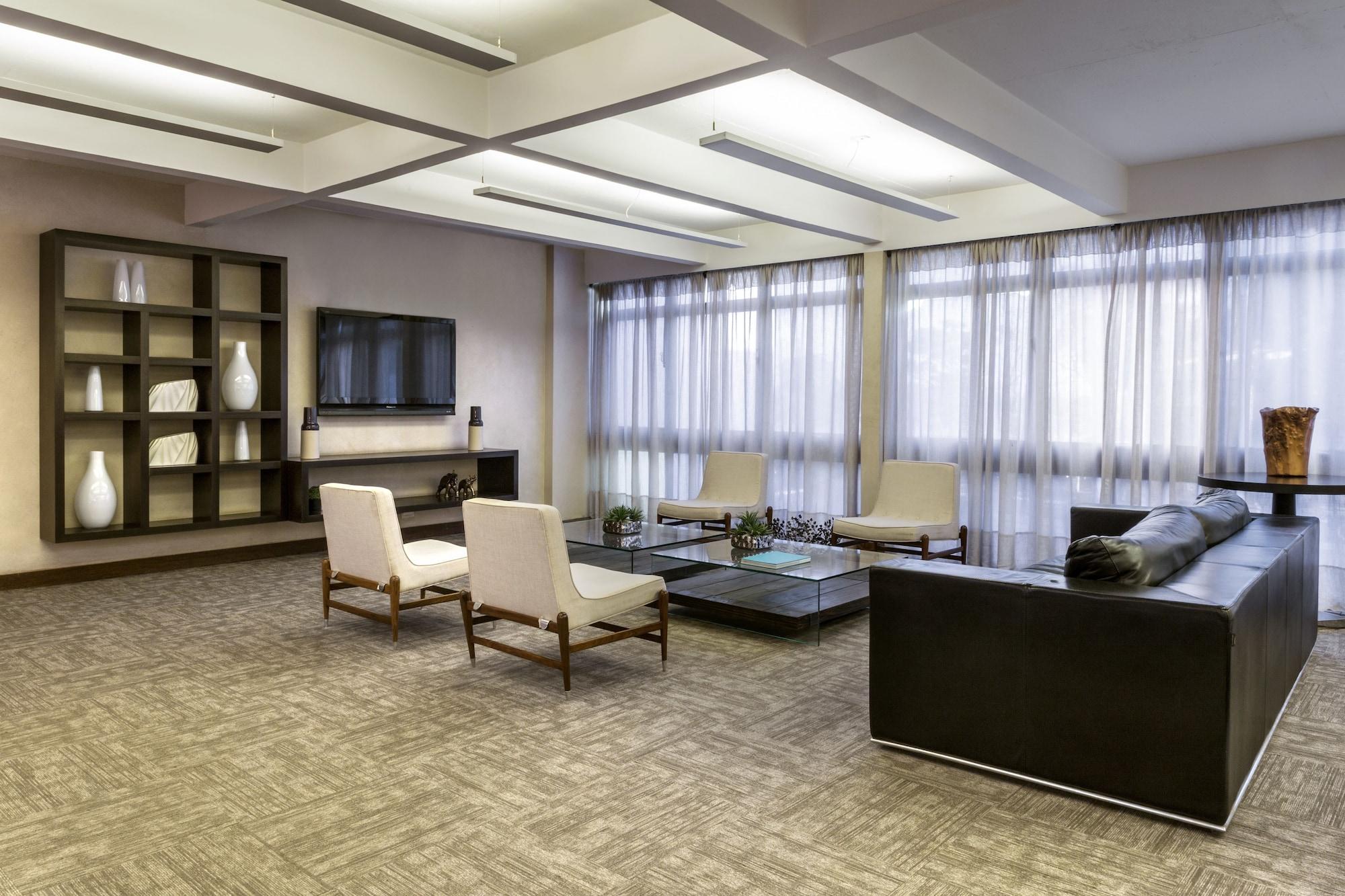 Vista Lobby Sia Park Executive Hotel