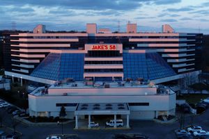 Alojamiento - Jake's 58 Casino Hotel - Adult Only