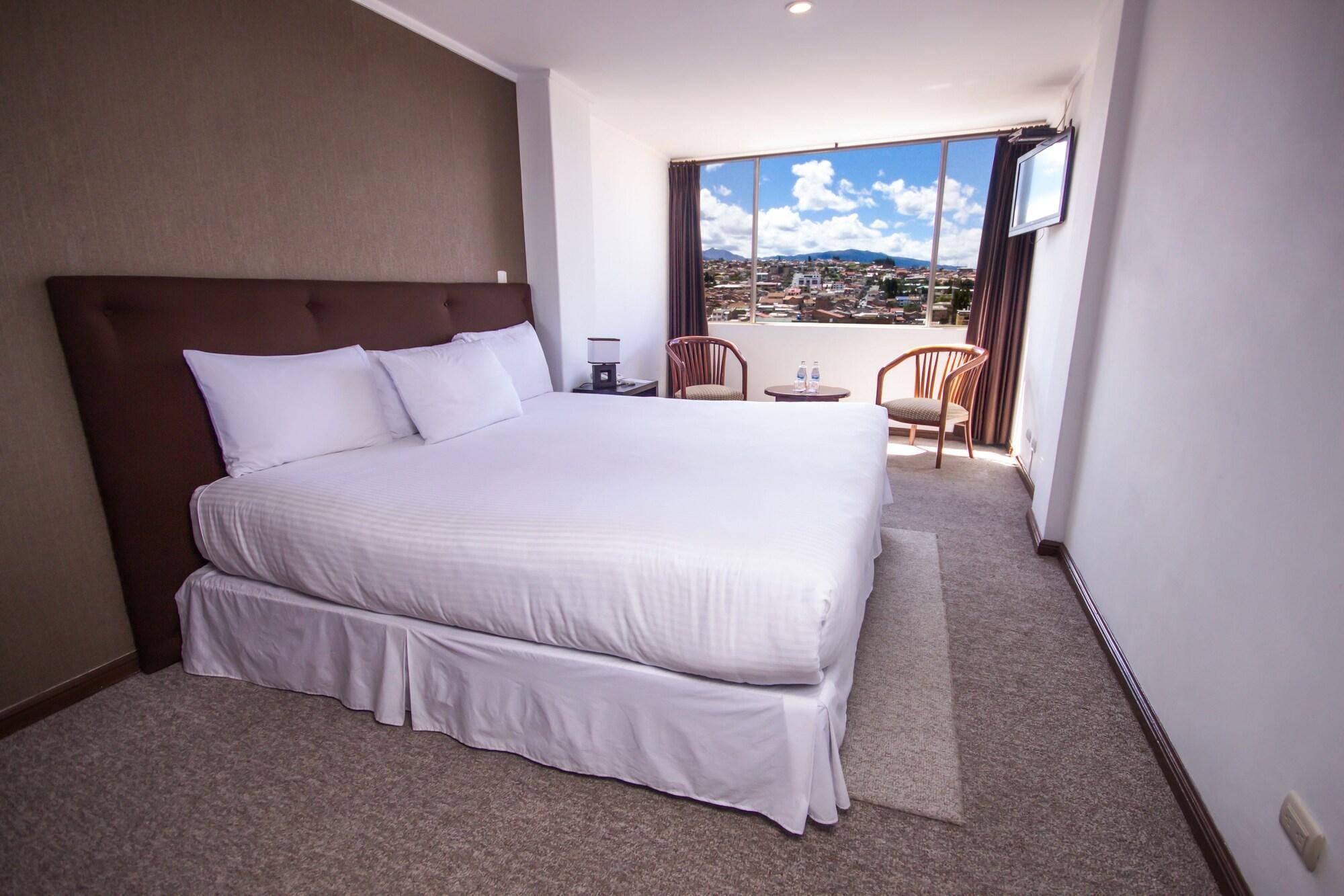 Varios Hotel Presidente by NASS