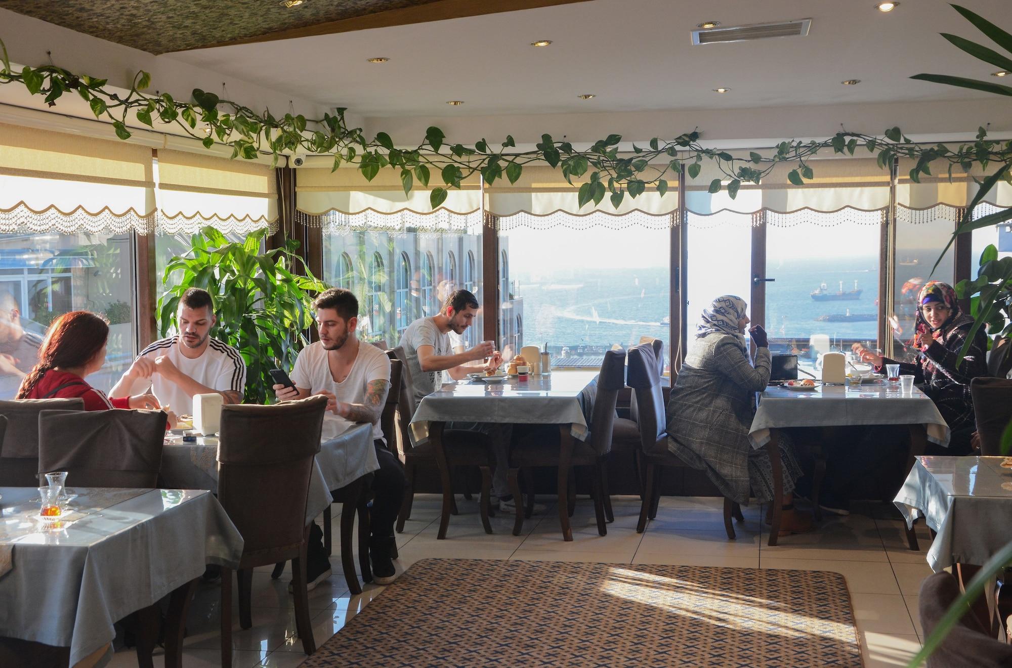 Restaurant Grand Rosa Hotel