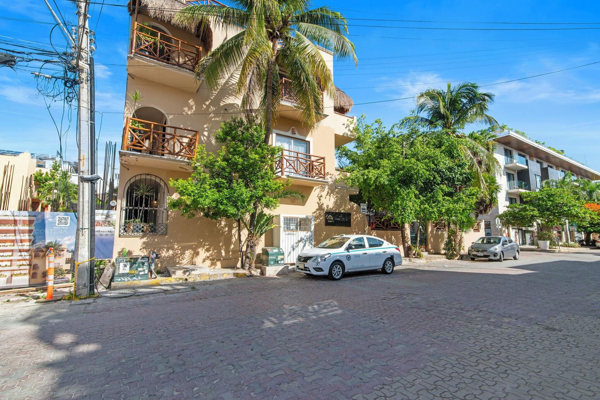 Vista Exterior Riviera del Sol