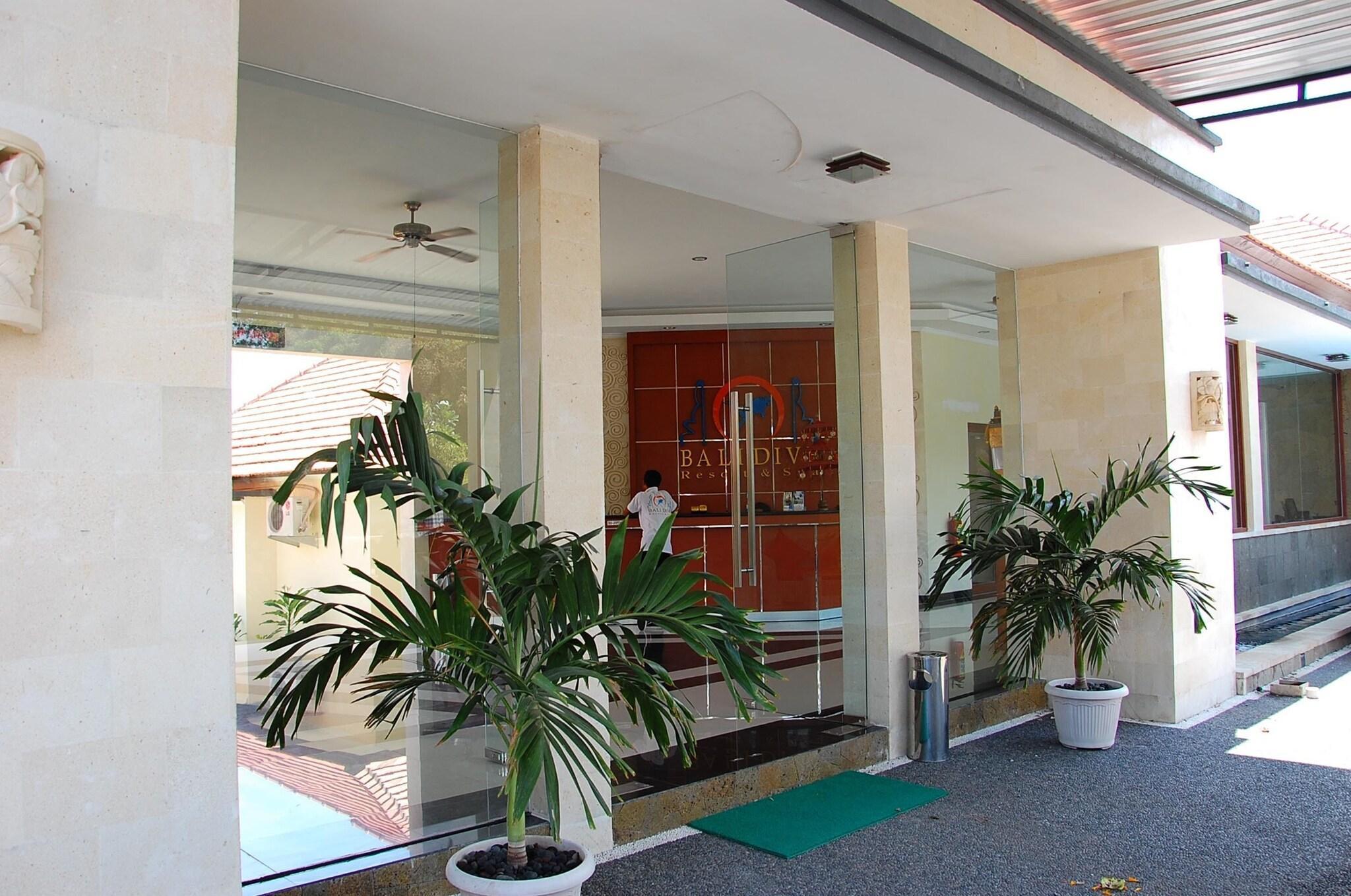 Vista Lobby Bali Dive Resort and Spa