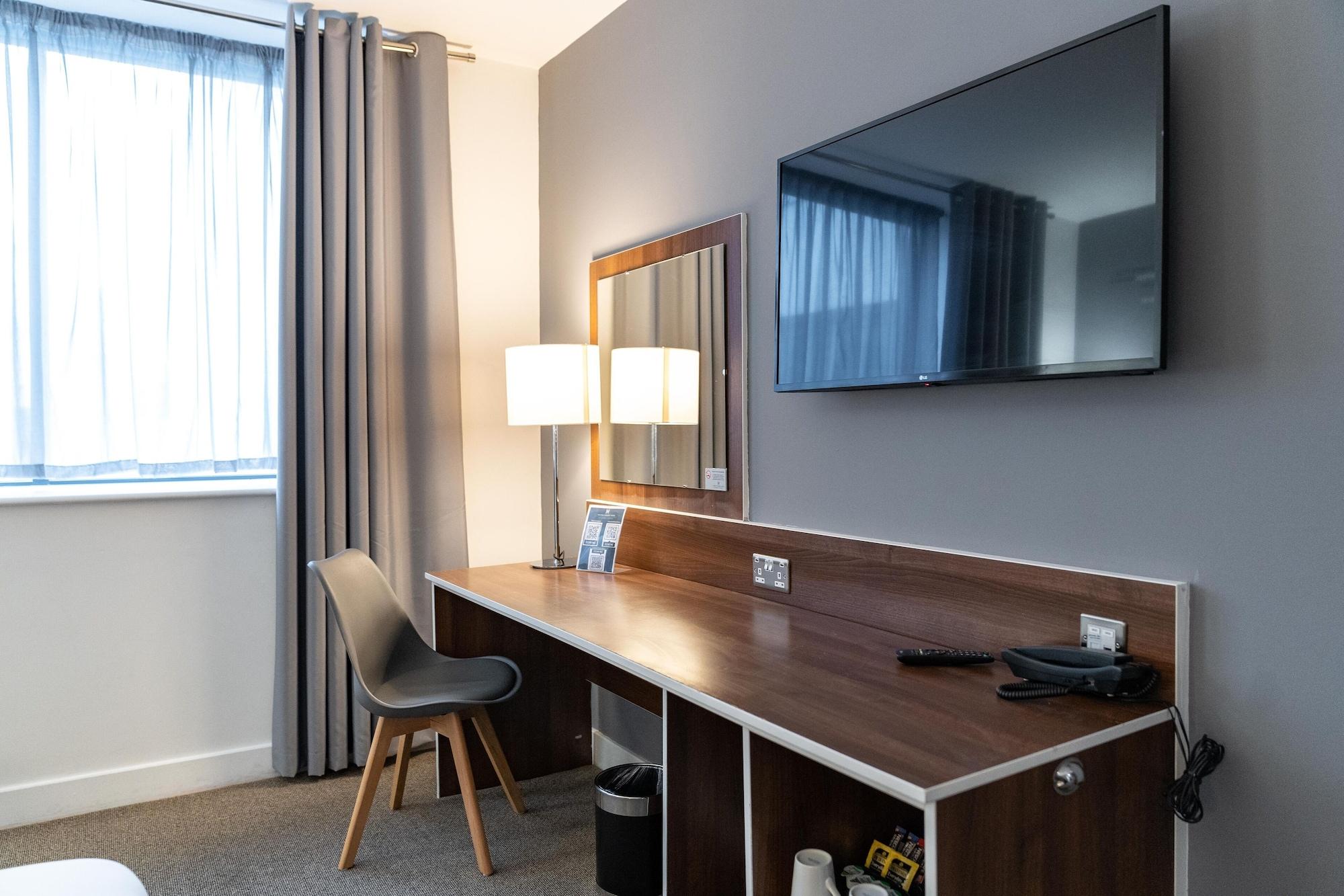 Comodidades del Alojamiento Heeton Concept Hotel City Centre Liverpool