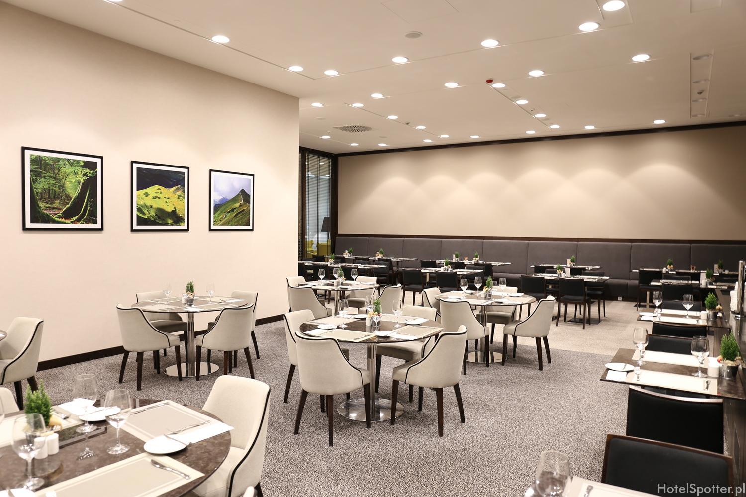 Restaurant Hilton Garden Inn Krakow Airport