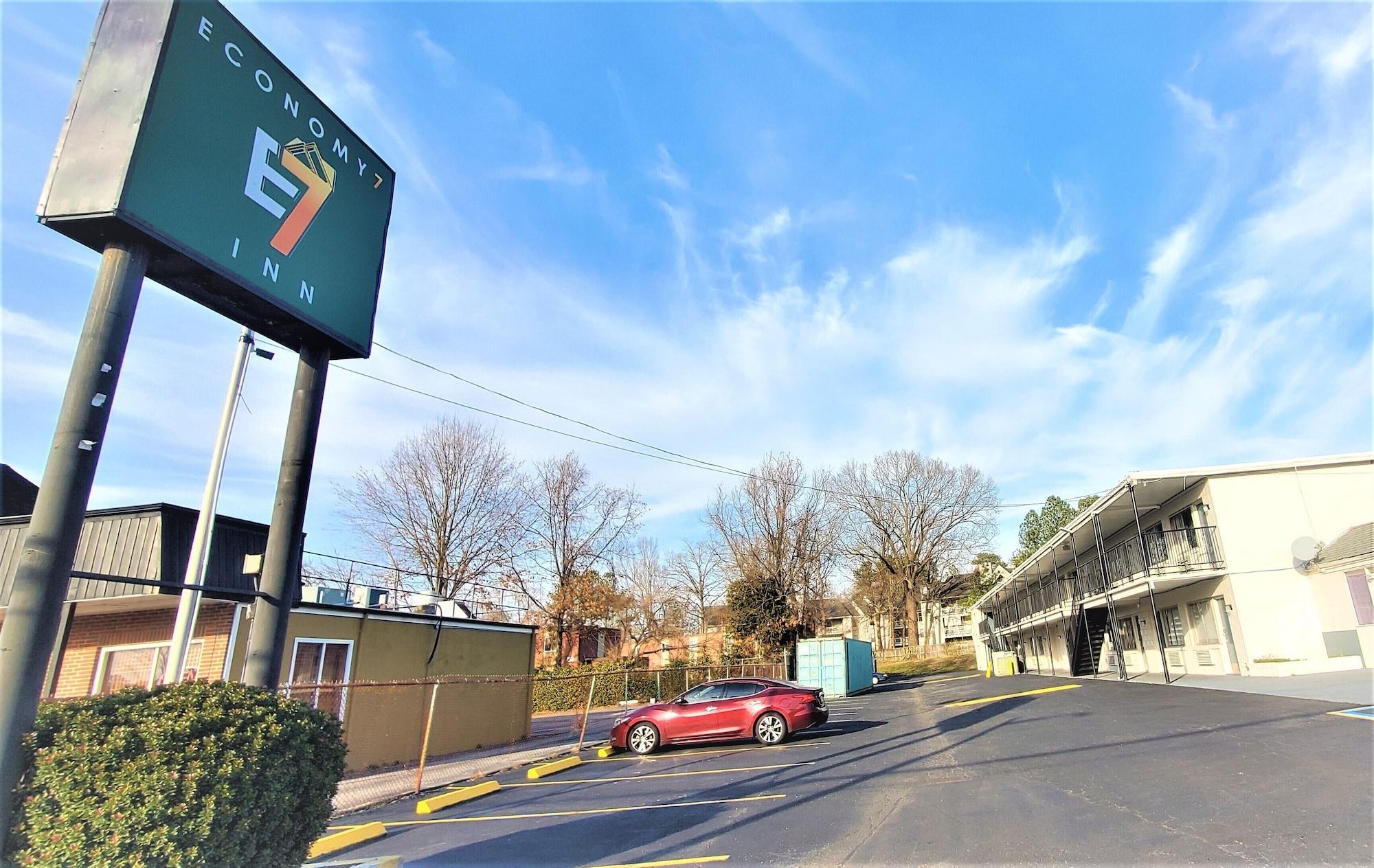 Vista Exterior Economy 7 Inn