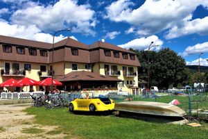 Alojamiento - Hotel Na Pláži