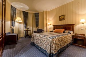 Alojamiento - Hotel Infanta Cristina