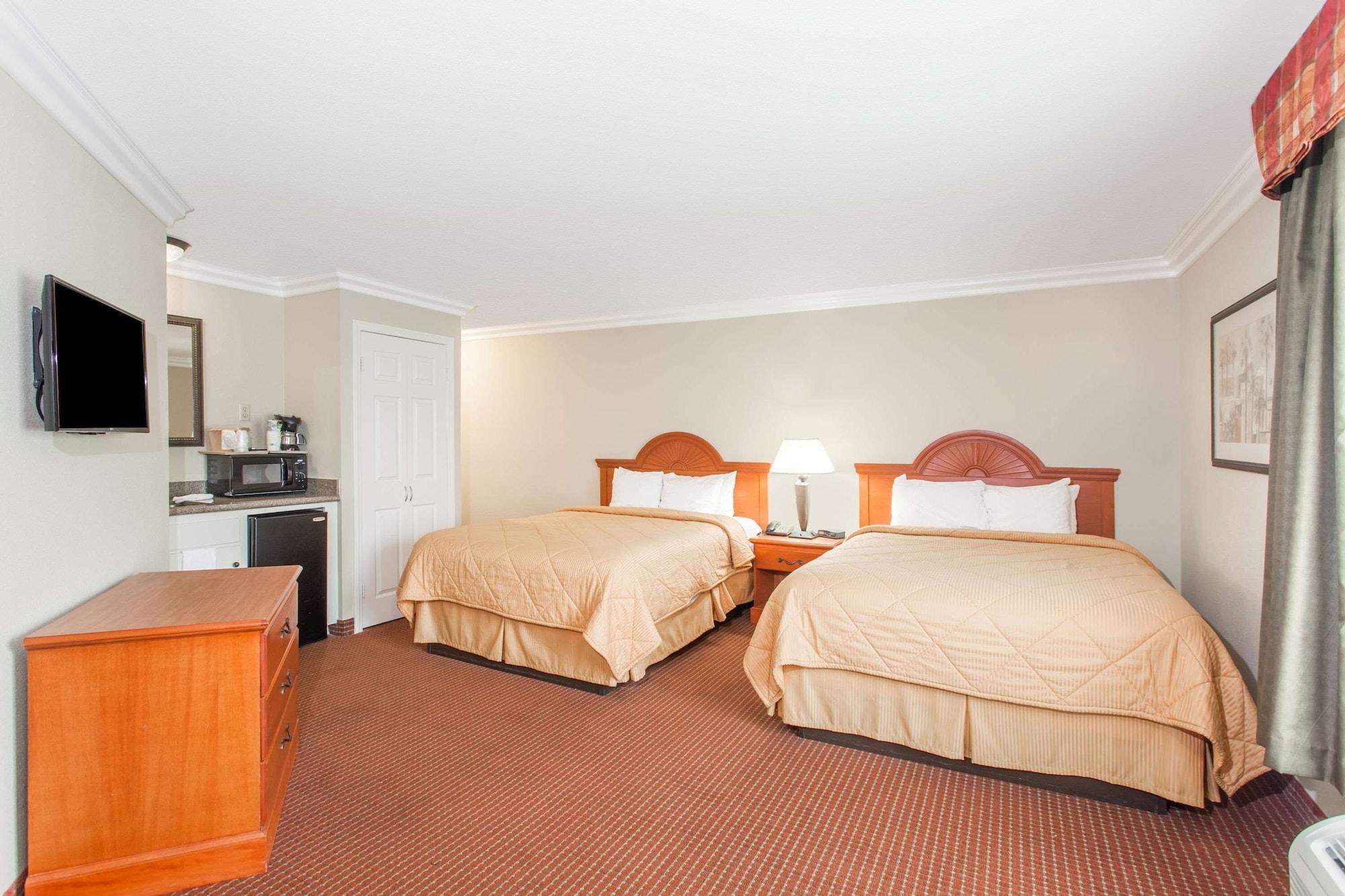 Habitación Days Inn by Wyndham Carlsbad