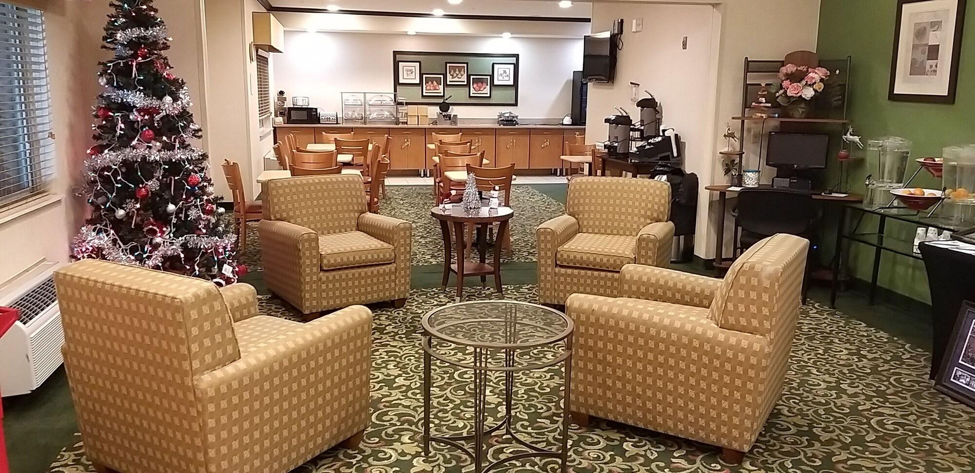 Vista Lobby Baymont by Wyndham Coon Rapids