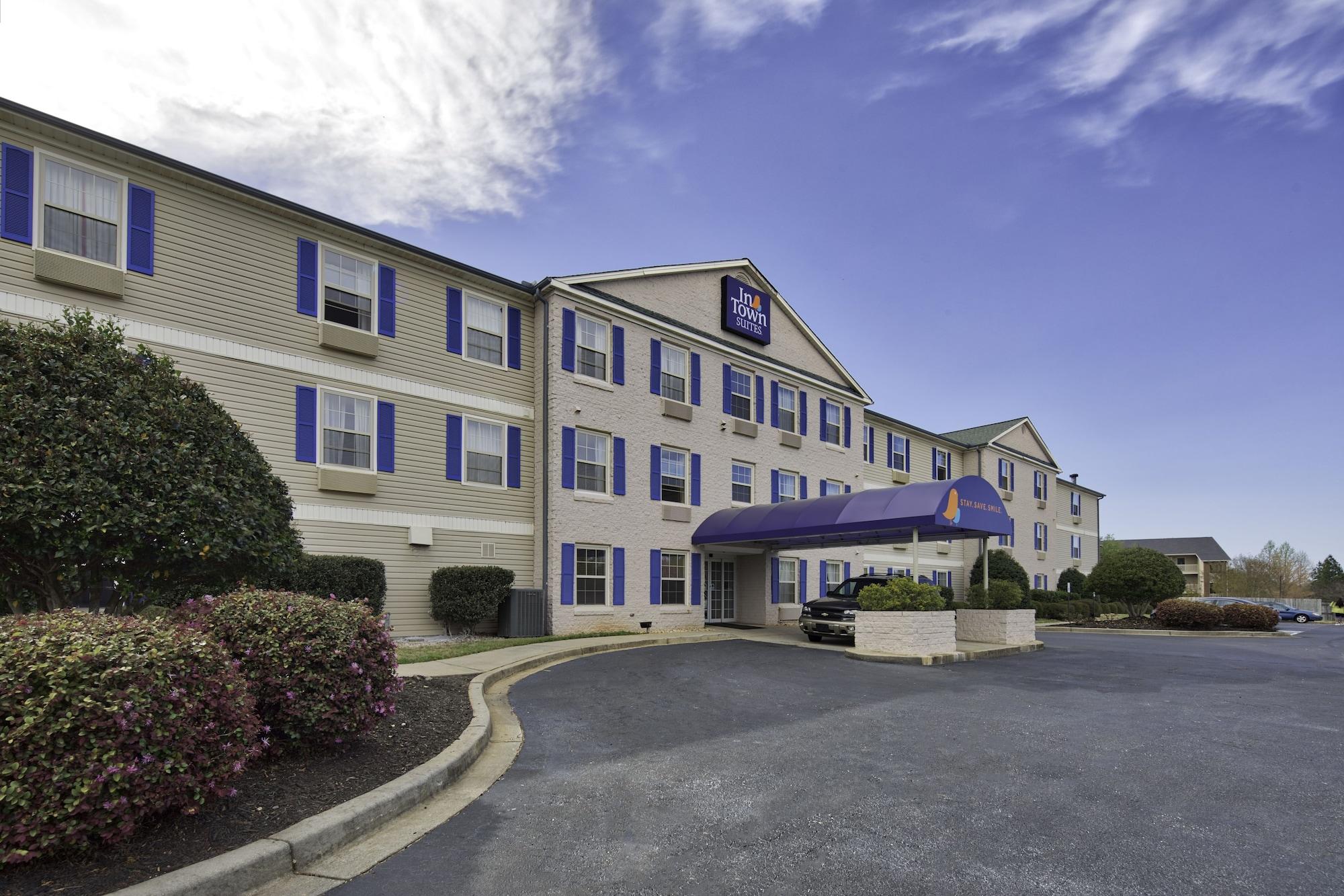 Vista Exterior InTown Suites Extended Stay Anderson SC - Clemson University