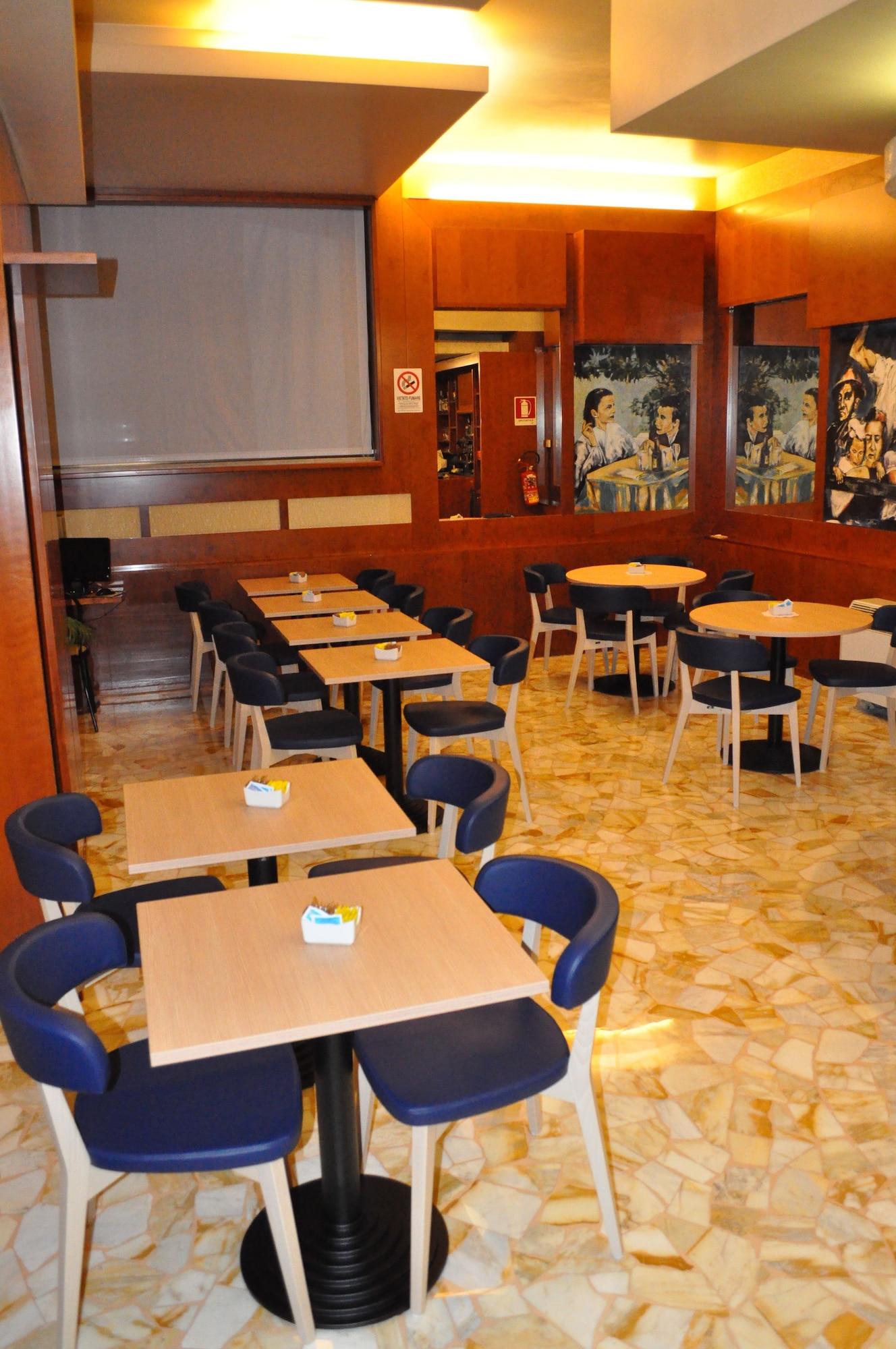 Bar/Salón Hotel Igea