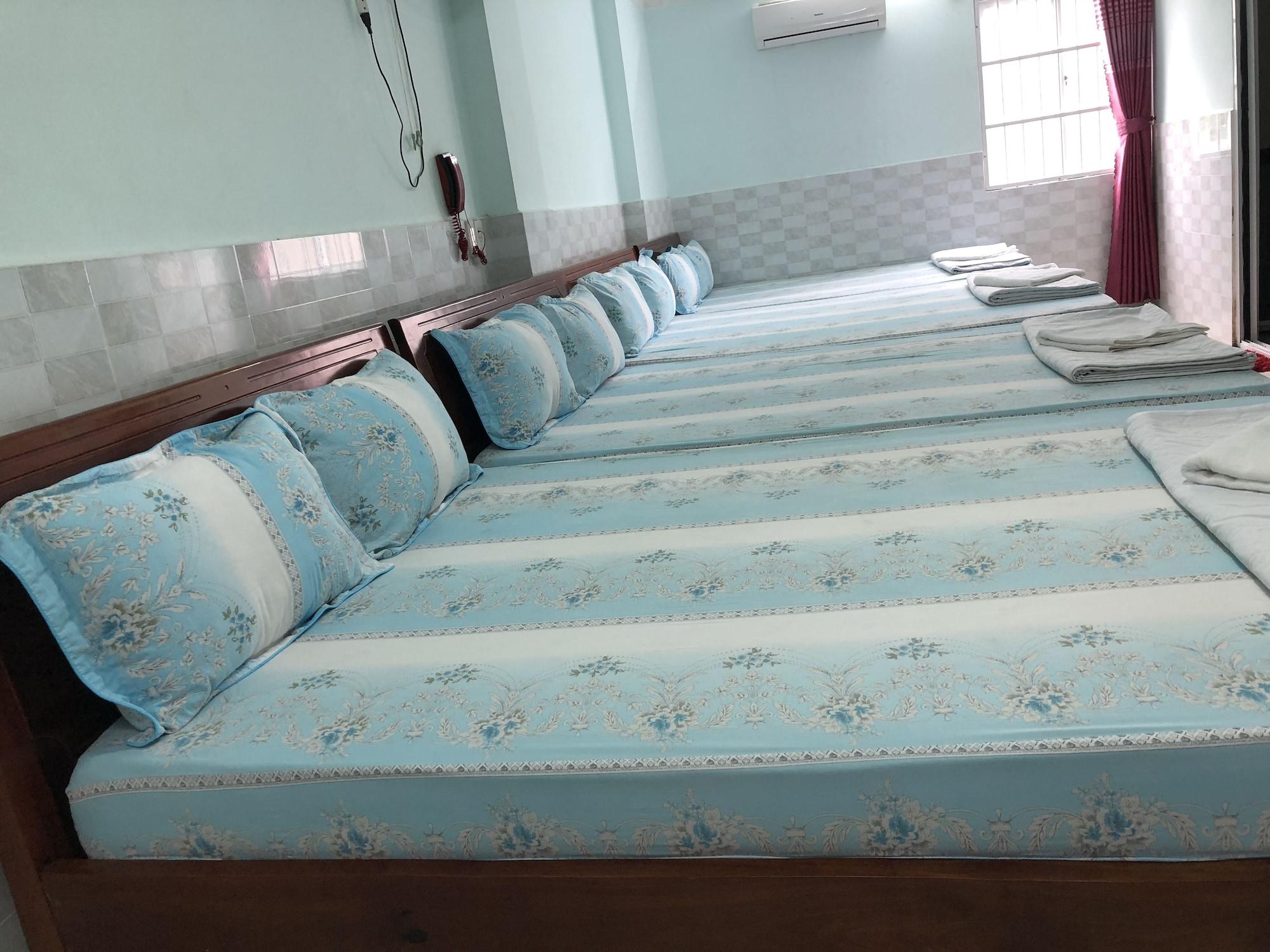 Varios Gold Hotel