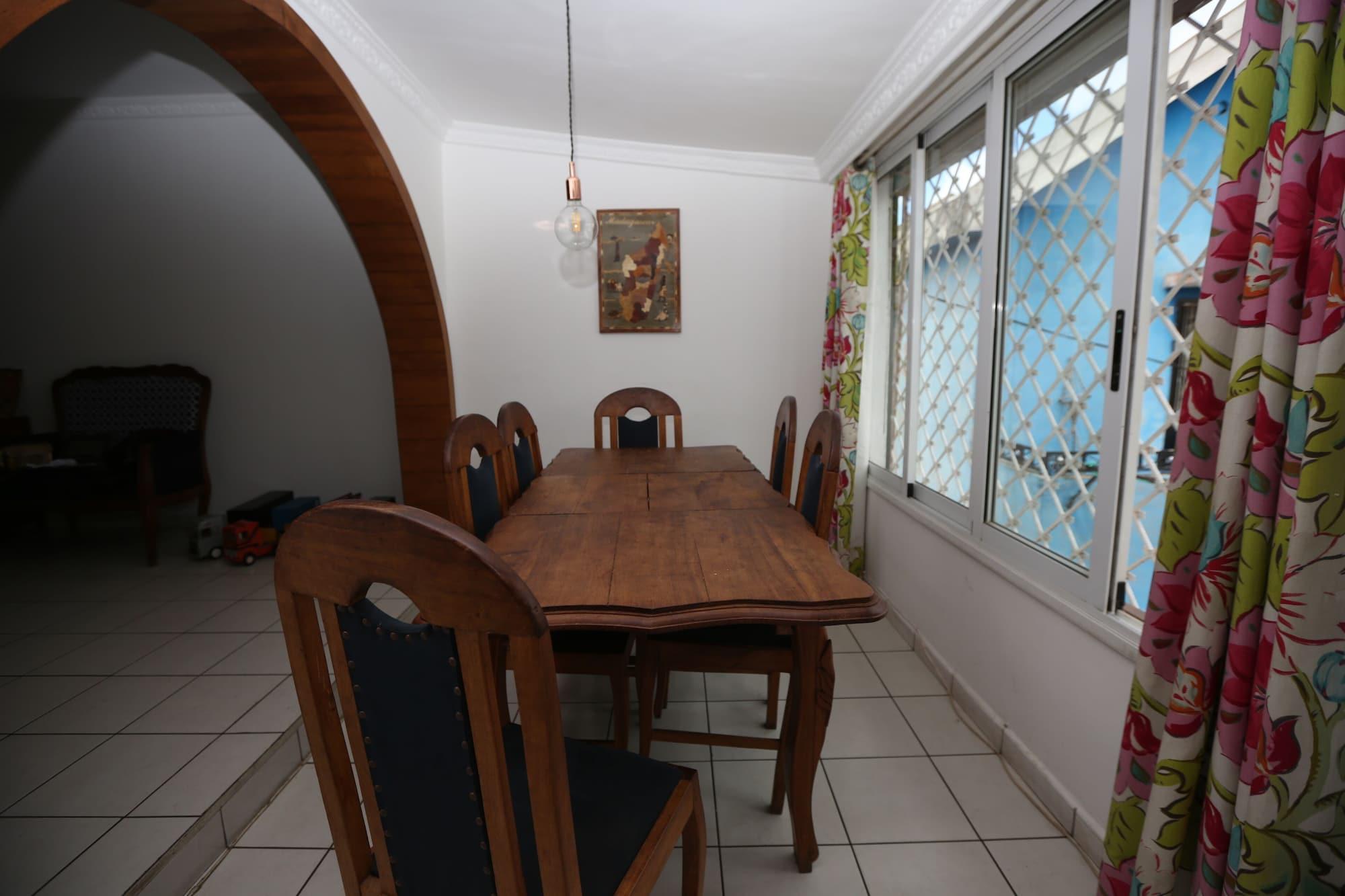 Restaurant VILLA ESPOIR appartement meublé en ville