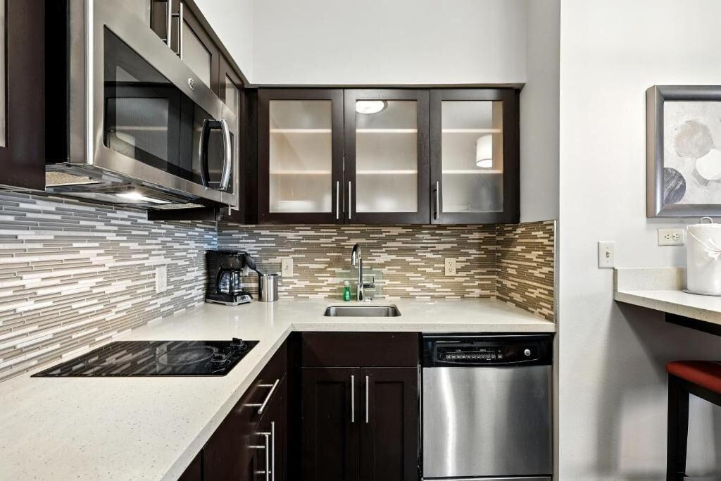 Equipamiento de Habitación Relux at Westchase