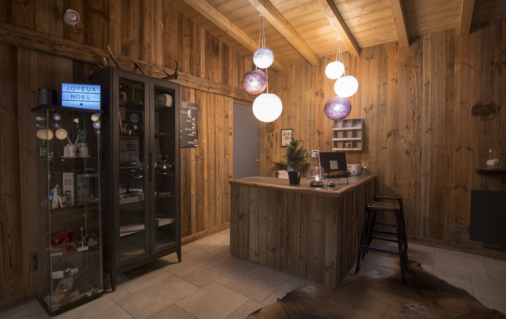 Vista Lobby Hôtel Restaurant La Ferme de Cupelin