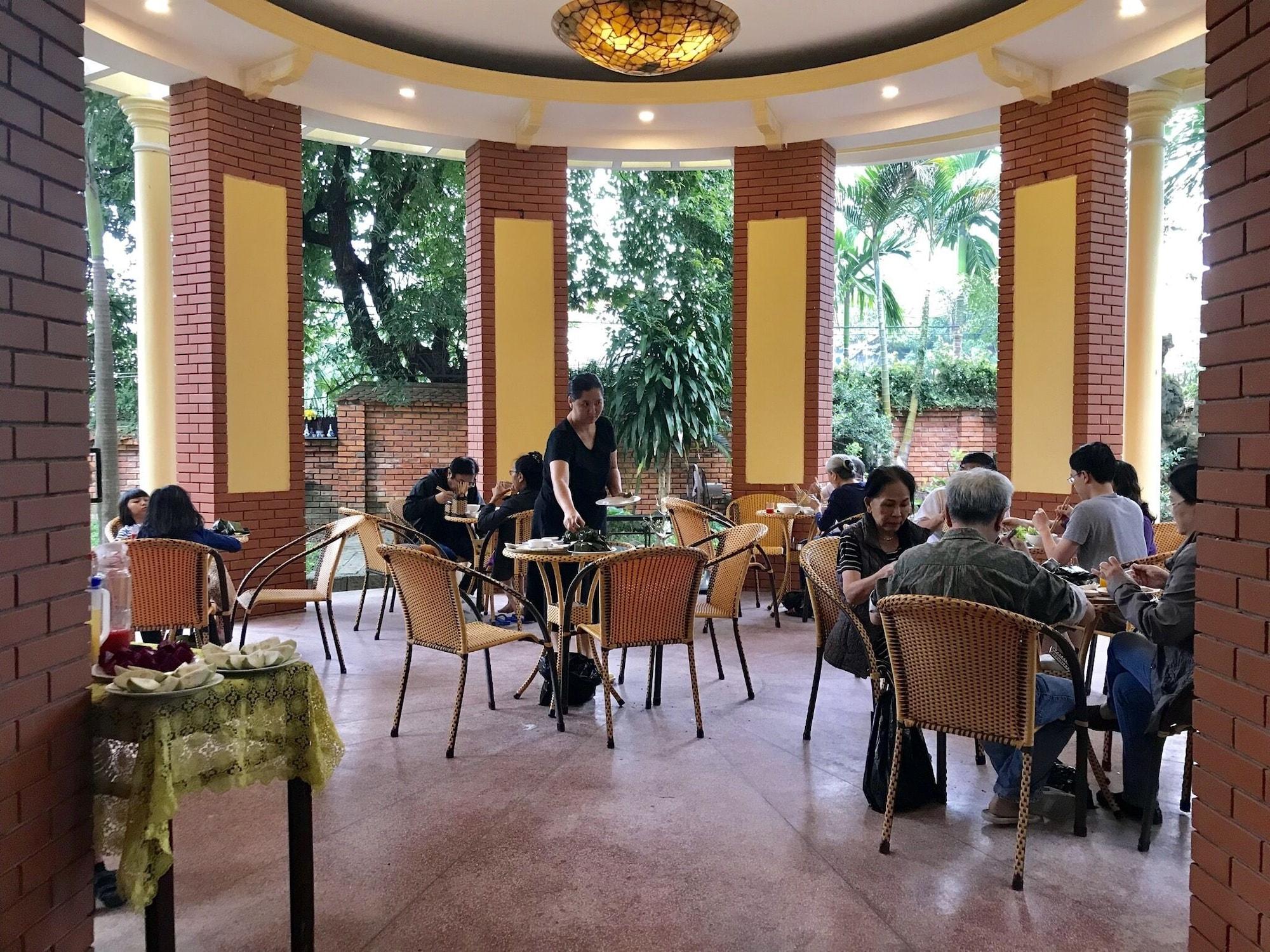 Restaurant Spring Garden Villa
