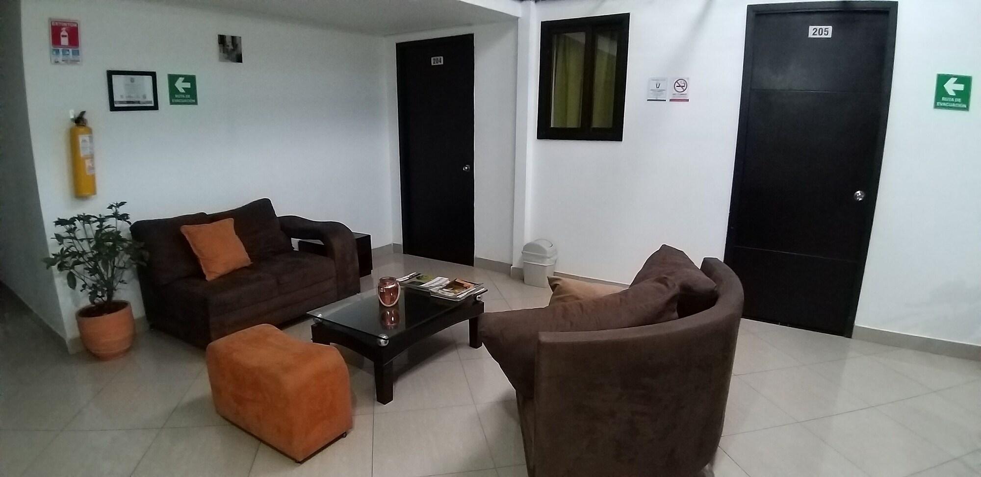 Vista Lobby Laureles Home