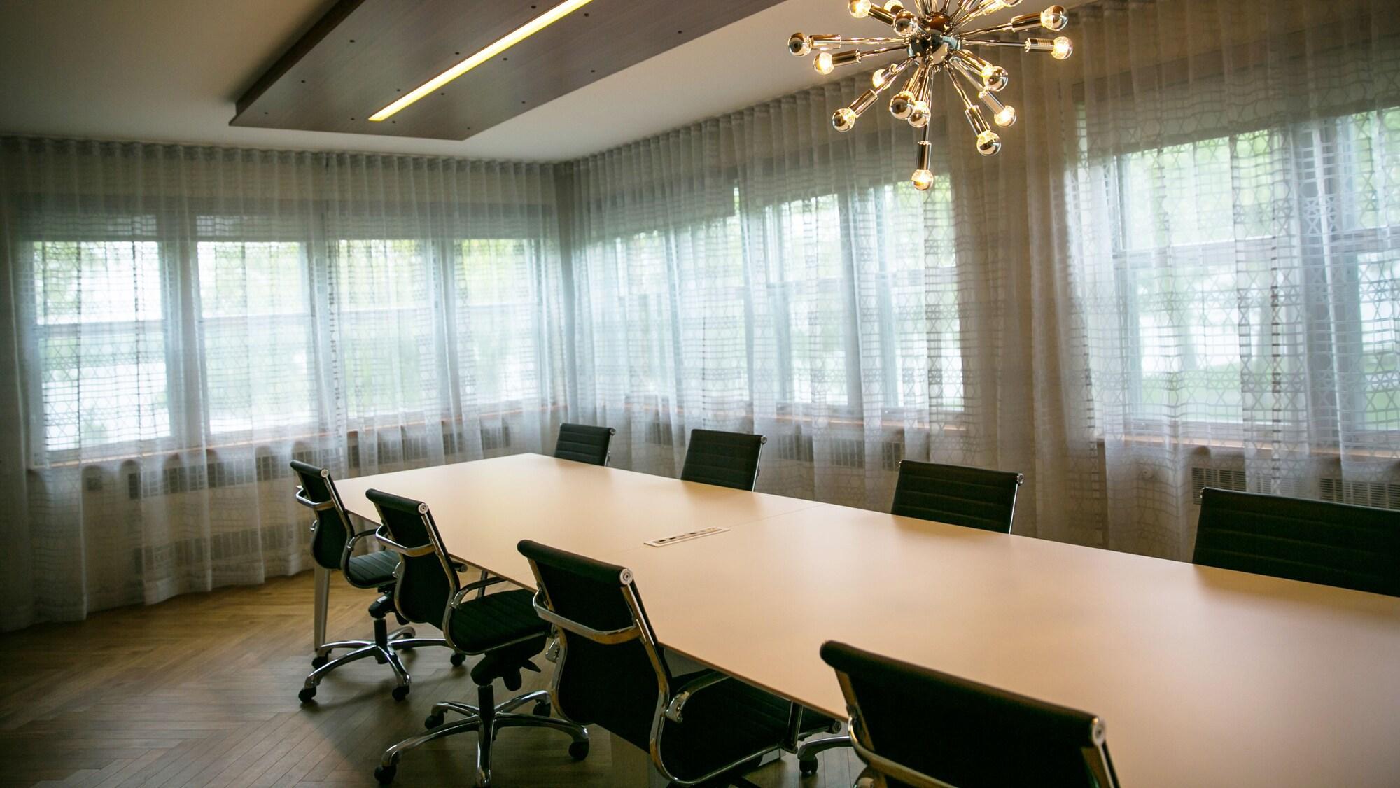 Centro de Negocios Manoir D'Youville