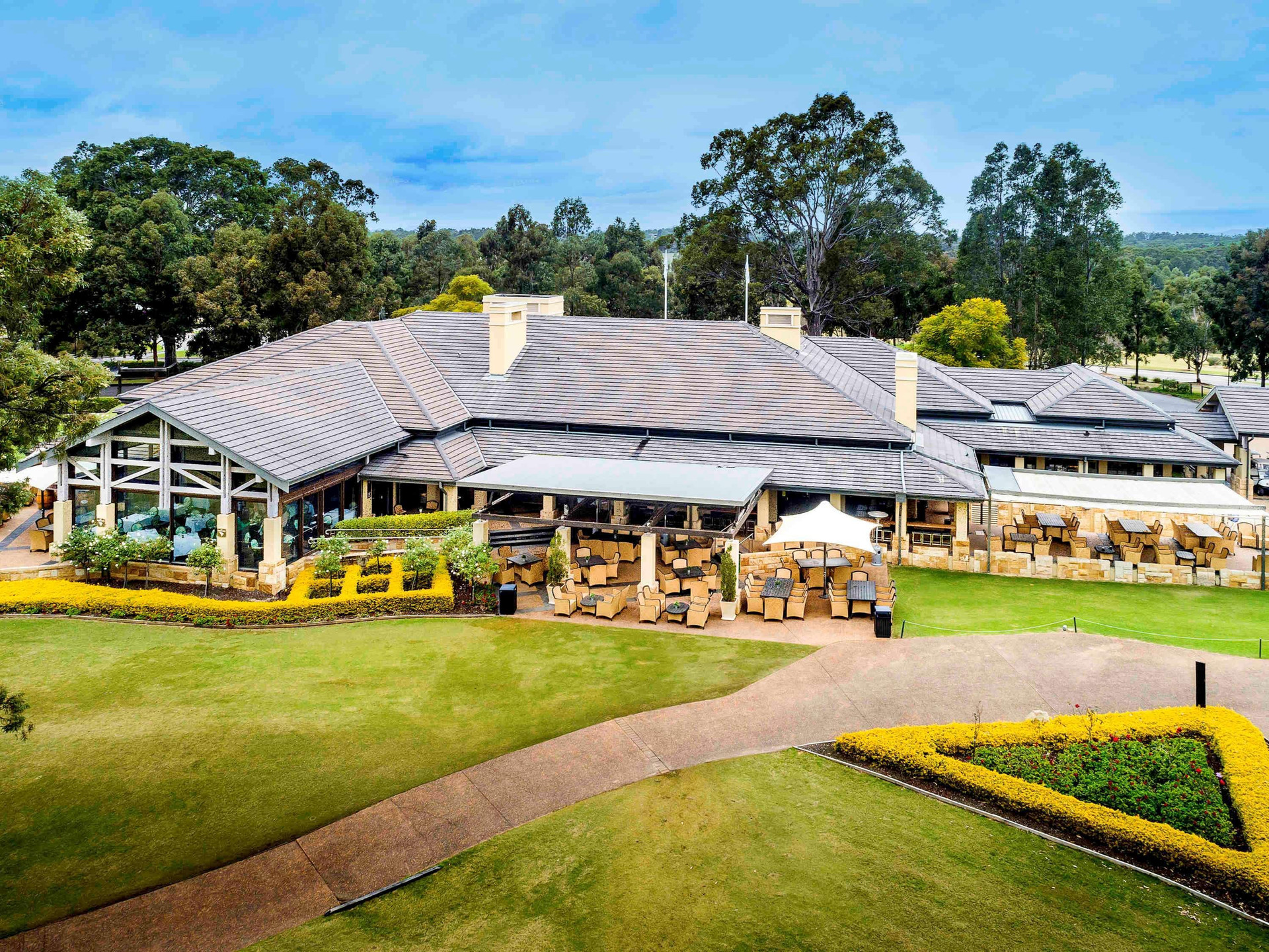 Vista Exterior Peppers Hunter Valley