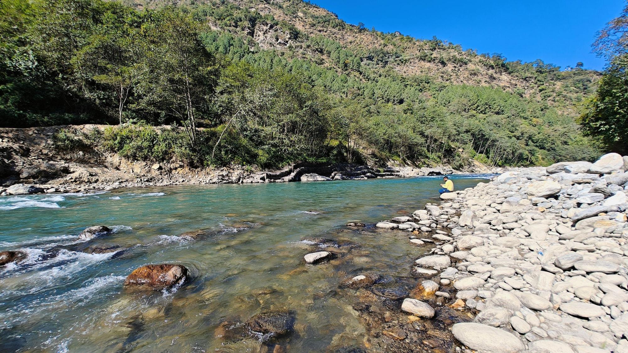 Varios Vedant Valley Resort, Kund (Guptkashi)