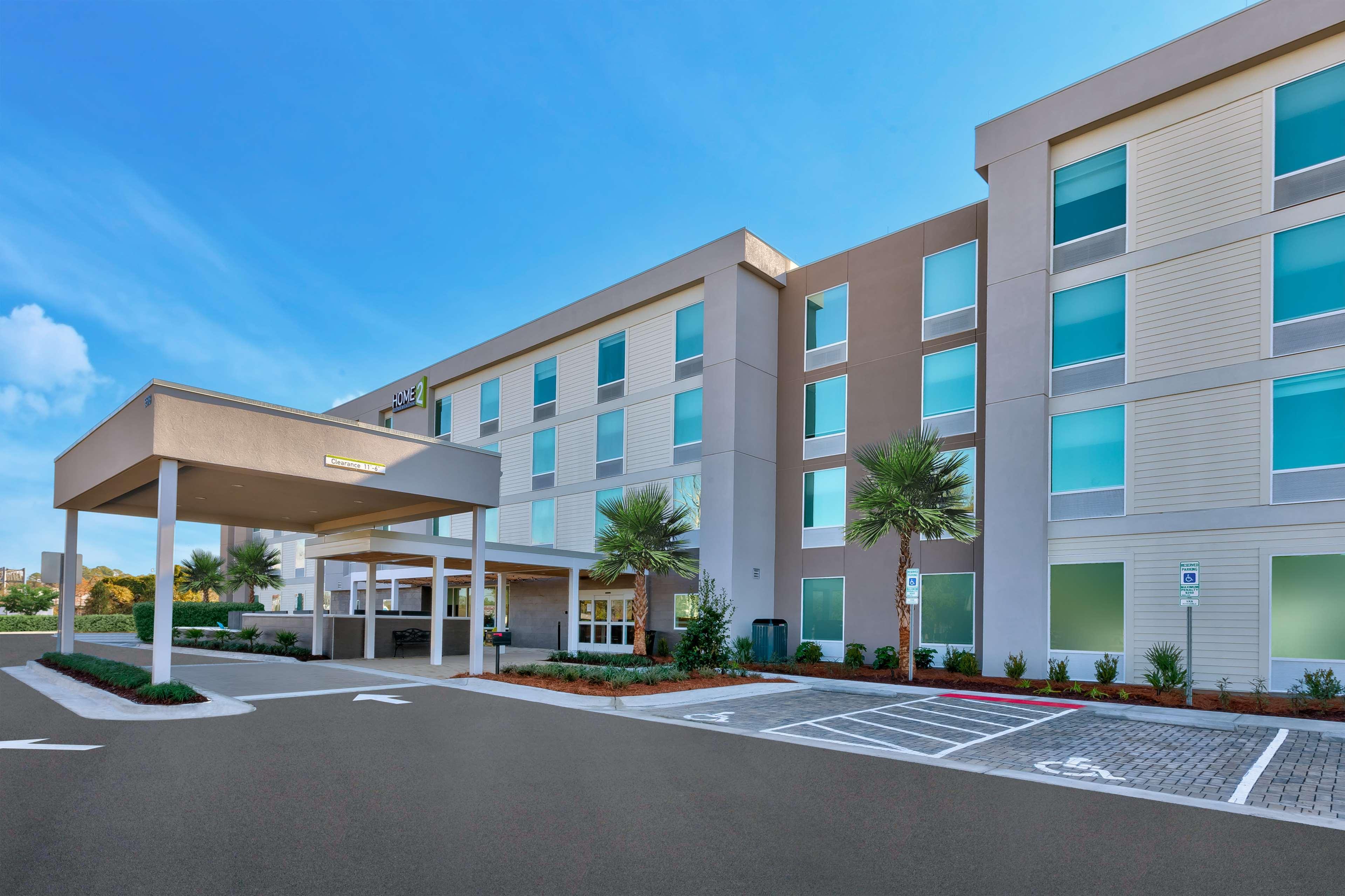 Vista Exterior Home2 Suites by Hilton Wilmington Wrightsville Beach