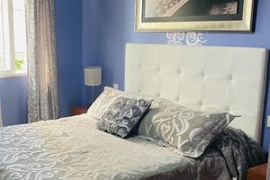 Alquiler Vacacional - Apartamento Céntrico + Garaje y WiFi a sólo 2 Minutos de la Playa.