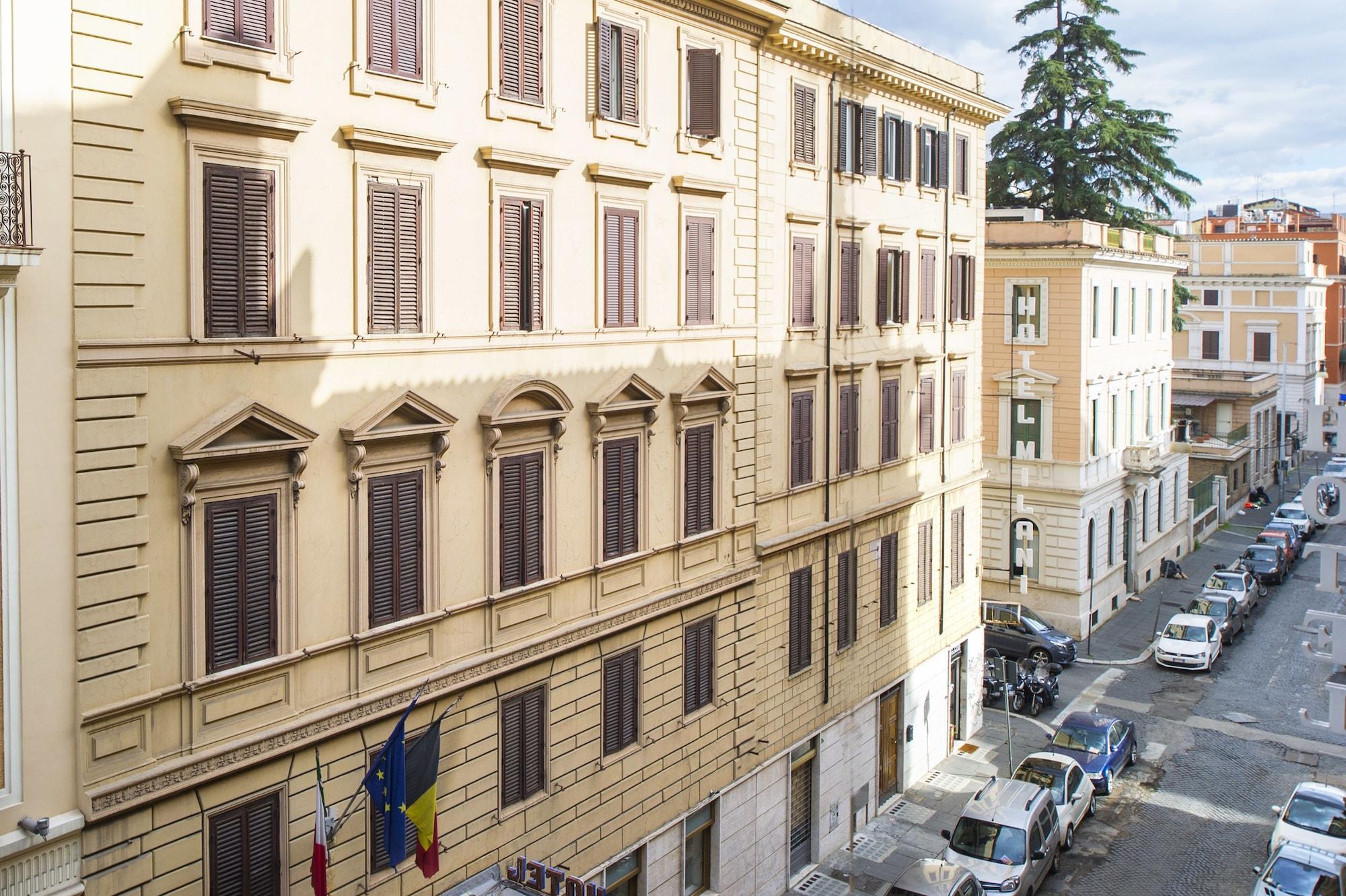 Vista Exterior Hotel Milani