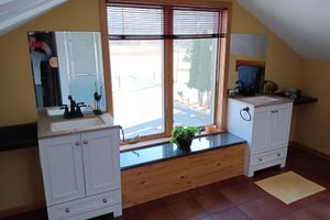 Alquiler Vacacional - 2nd floor space in riverfront home. Close to Saratoga Springs, Lake George.