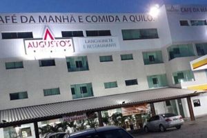 Alojamiento - AUGUSTO'S HOTEL E RESTAURANTE