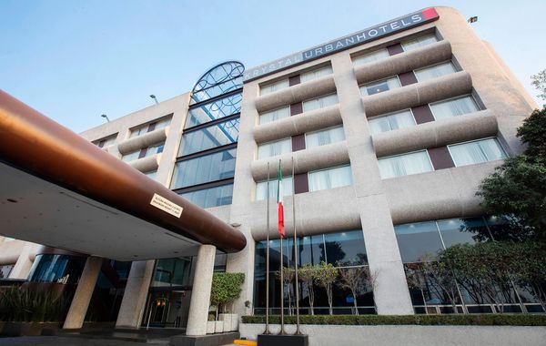 Krystal Urban Aeropuerto Cd de Mexico - Hoteles cerca de Autódromo en Ciudad de México