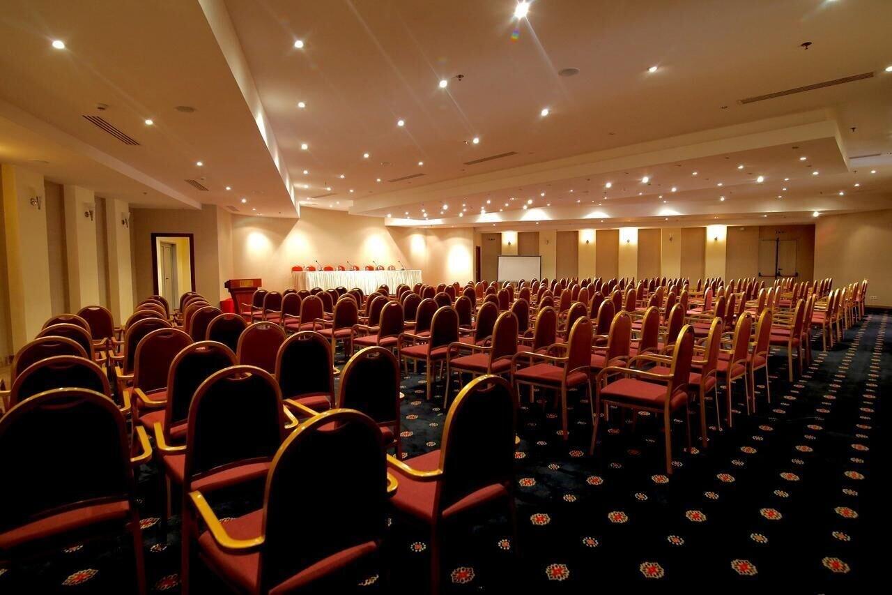 Sala de Reuniones Hala Hotel & Aqua Park